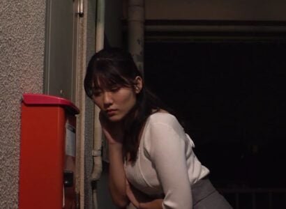 Gã hàng xóm xem phim XXX quá ồn ào, tôi liền sang nhắc nhở và cái kết ...