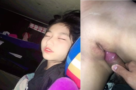 Đút cặc vào l*n non đang ngủ trưa